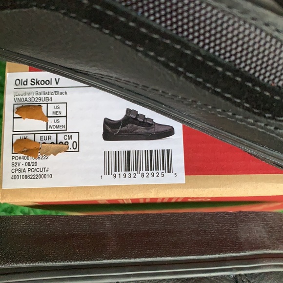 VANS OLD SKOOL V LEATHER Ballistic/Black WMNS - Picture 9 of 17